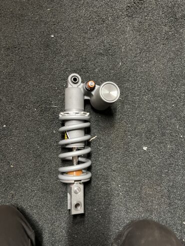 BN6 R6 Rear Shock