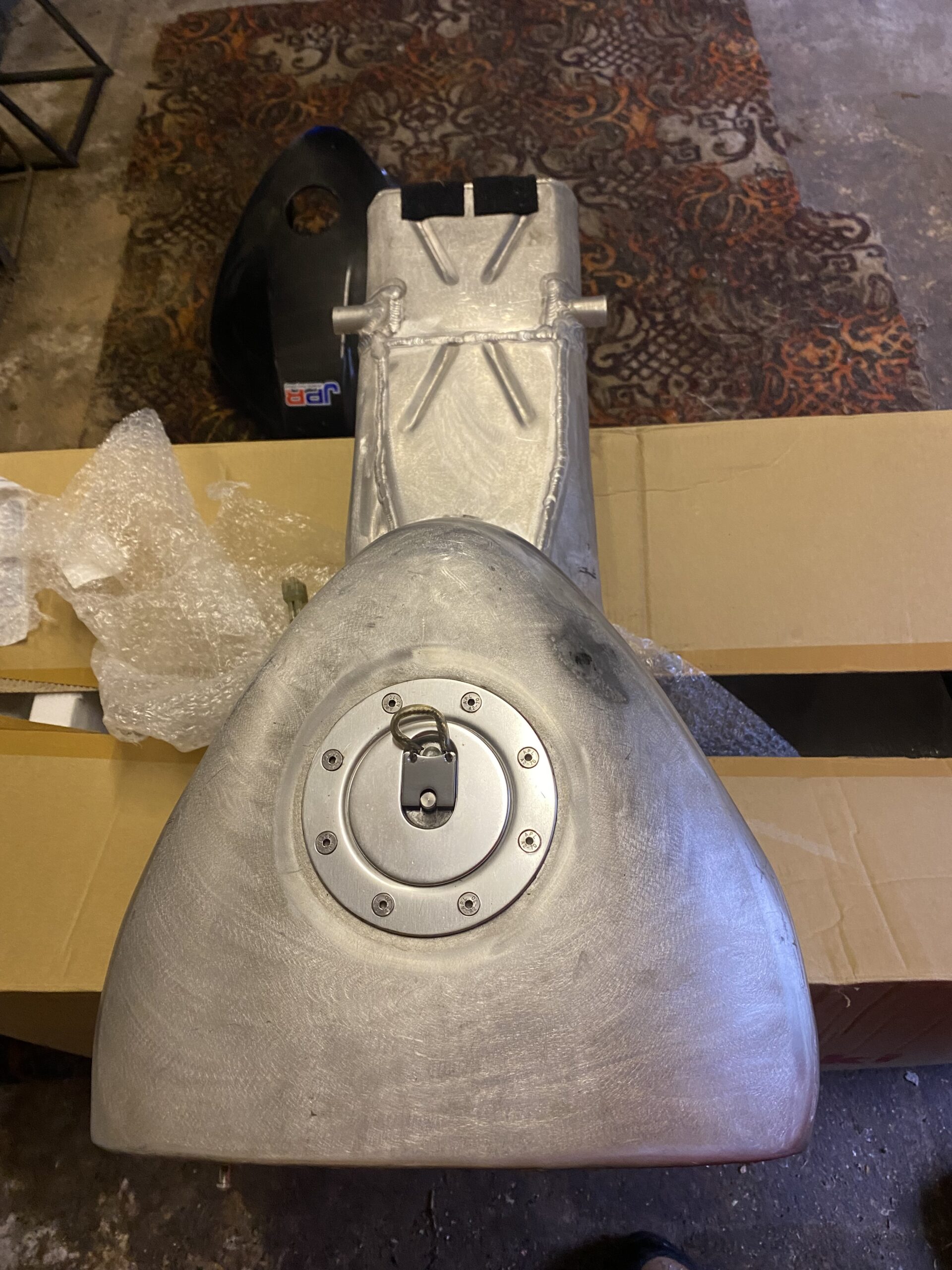 SOLD – SOLD – SOLD 2021 Kawasaki ZX10RR Parts – 24 Litre TT / Endurance Tank , Variable stacks, ECU Communicator/Adapter 🔴SOLD🔴