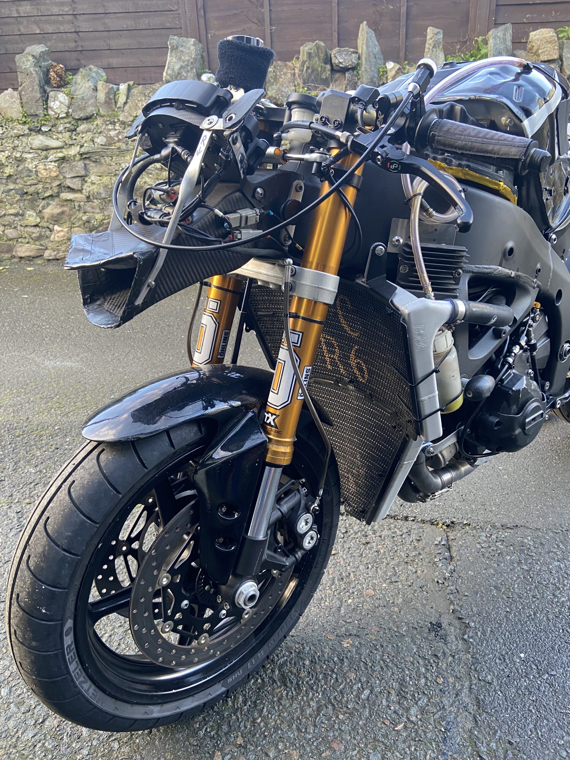 2022 R6 🔴SOLD🔴