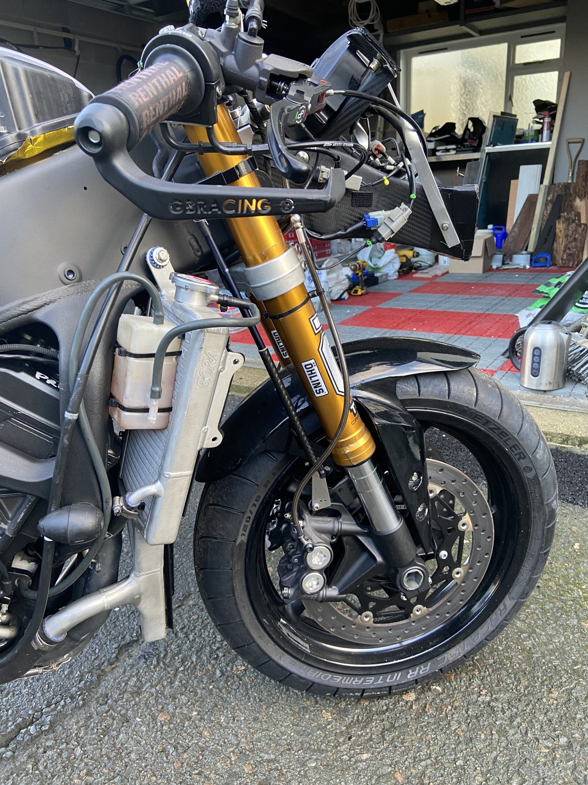 2022 R6 🔴SOLD🔴