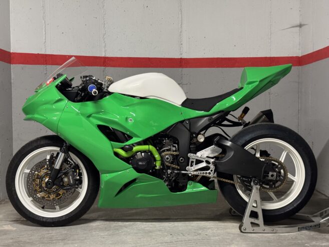 Kawasaki ZX6R Race bike (Junior BSB bike) – 2021-2023