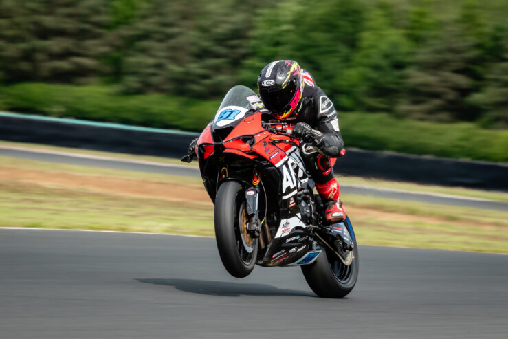 ZX6R supersport 2025 spec