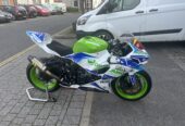 Kawasaki Zx6r track/ race bike