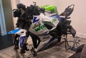 Kawasaki Zx6r track/ race bike