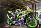 Kawasaki zx6 2010 race bike